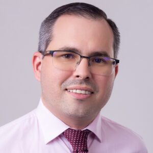Dr. Caio Sander